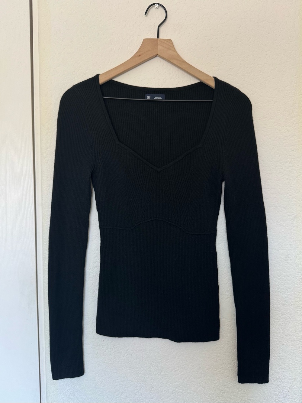 GAP Black Sweetheart Corset Sweater Size Medium